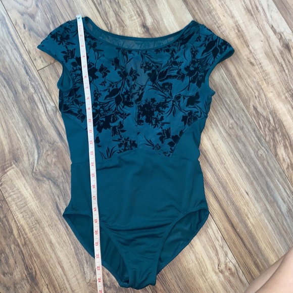 bloch cap sleeved leotard - Picture 4 of 7